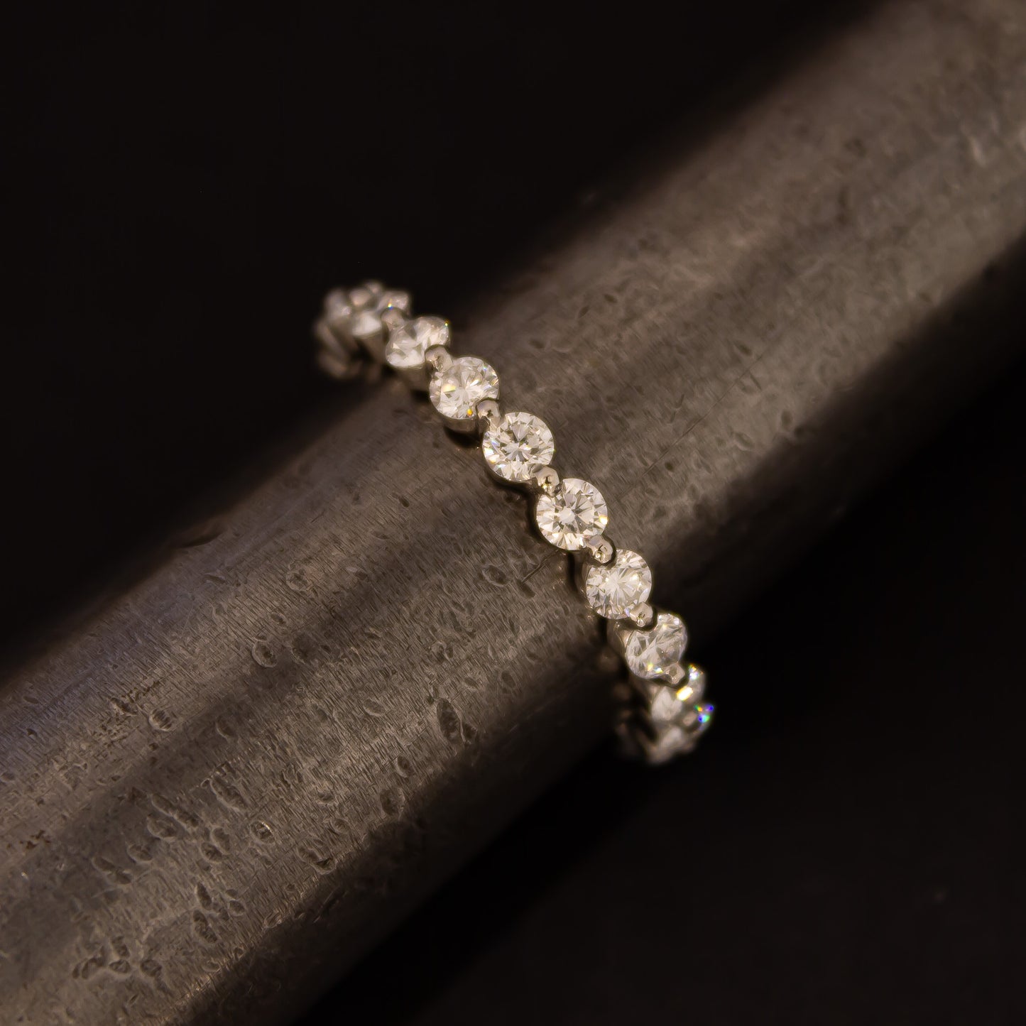 Diamond Wedding Ring - Single Shared Claw