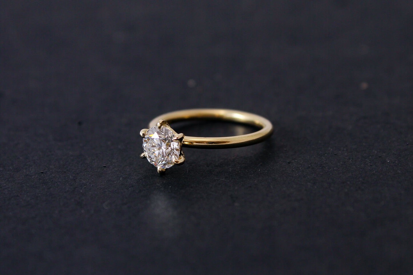 6-Claw Fine Engagement Ring