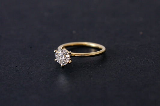 6-Claw Fine Engagement Ring