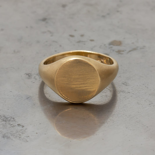 10mm Round Signet Ring