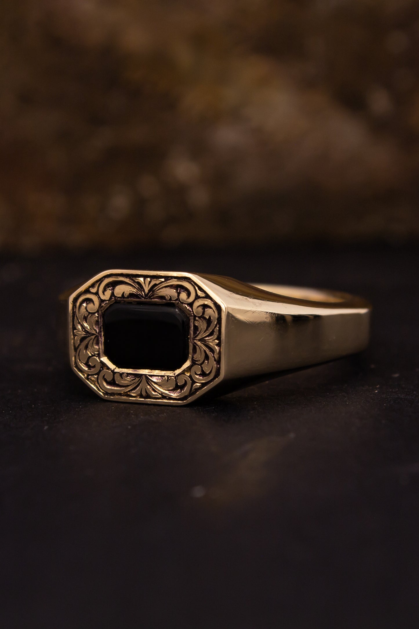Onyx with Scrollwork Gold Ring