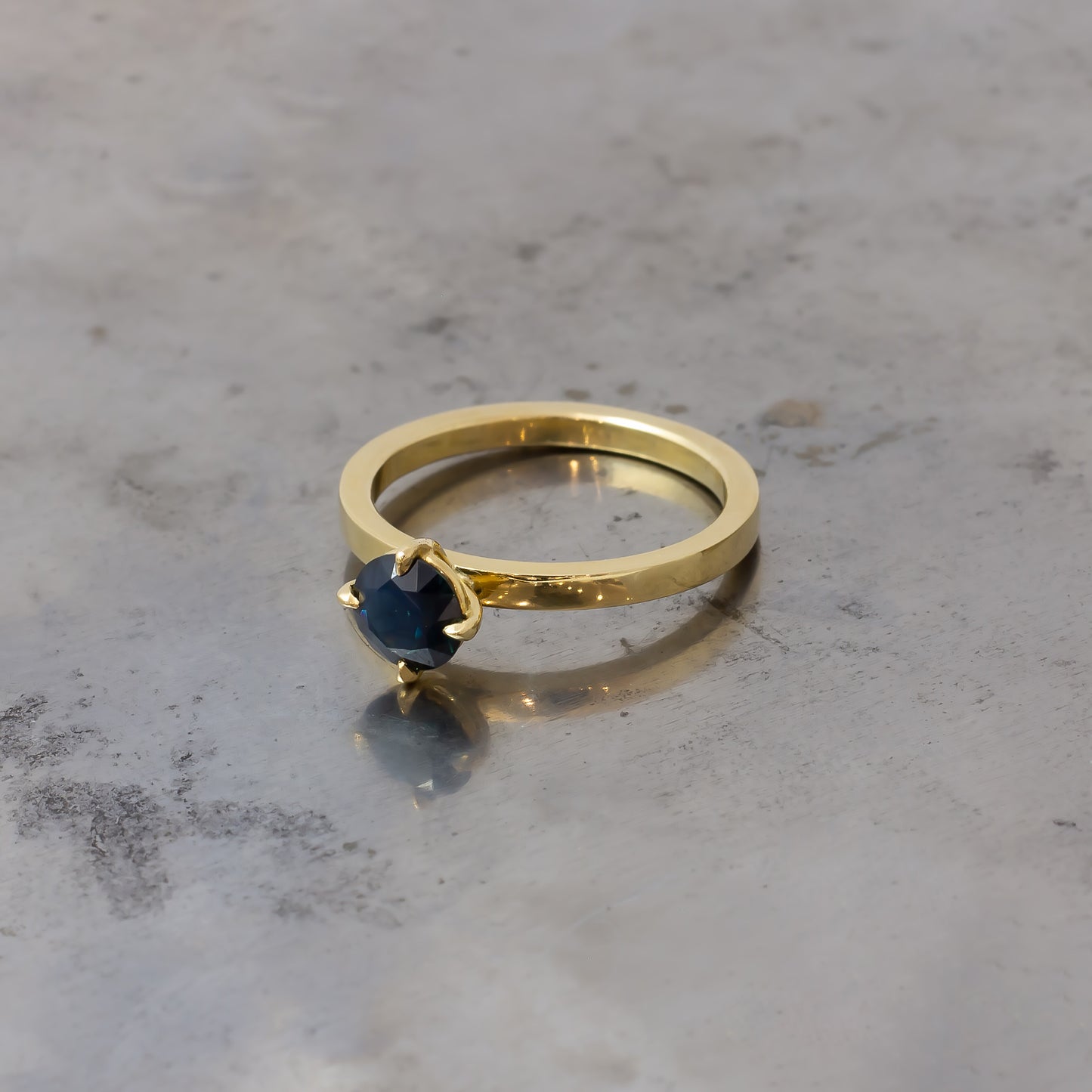 4- Claw Australian Sapphire Ring