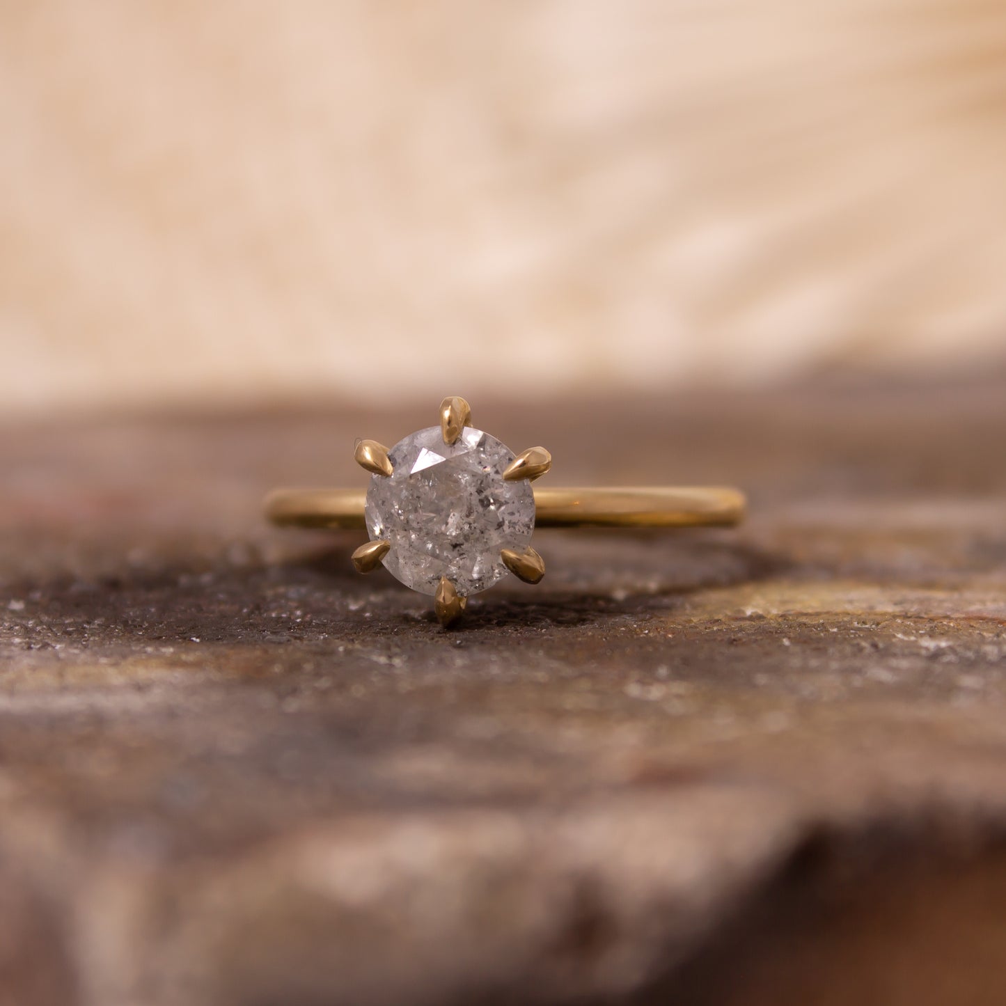 Salt & Pepper Fine 6-Claw Ring