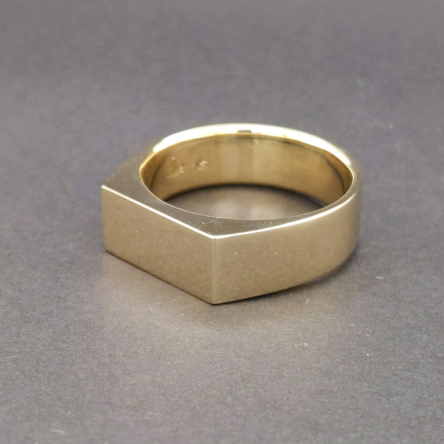 Taira - Flat Top Ring