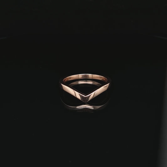 9ct rose gold V-shape ring